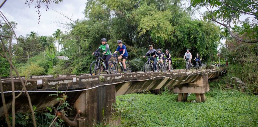 Grasshopper-Tours-9370